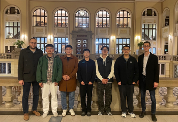 Shanghai DianJi Egyetem doktoranduszok